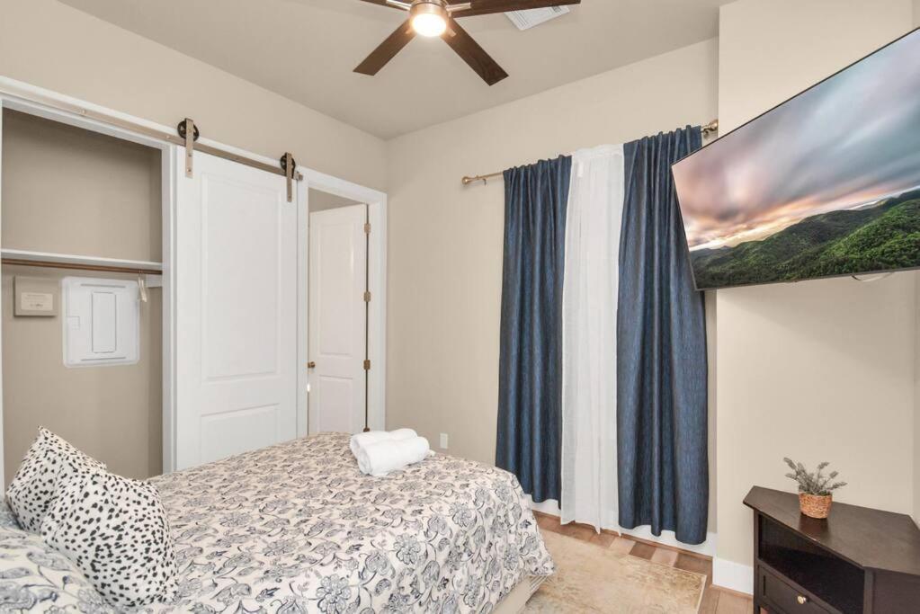 Beautiful Luxurious Houston Galleria Home ภายนอก รูปภาพ