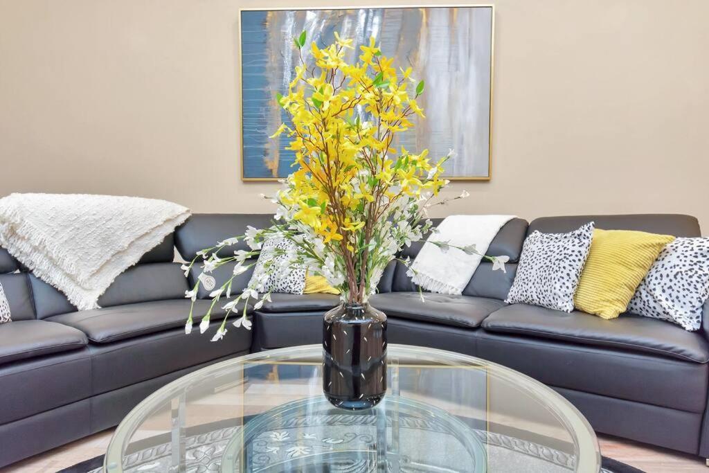 Beautiful Luxurious Houston Galleria Home ภายนอก รูปภาพ